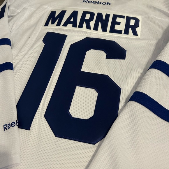 MENS Mitch Marner Toronto maple leafs jersey - Picture 3 of 4
